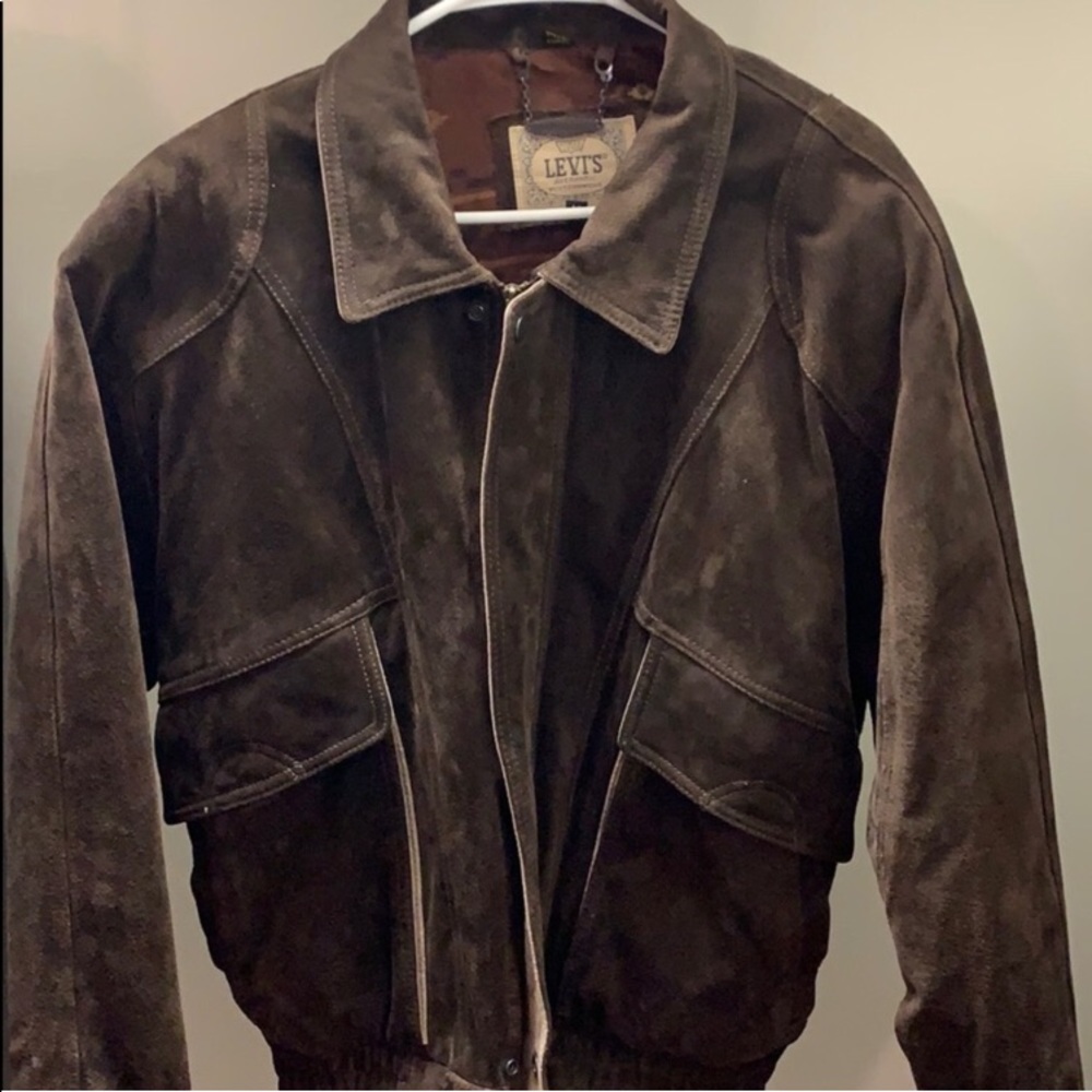 VINTAGE!! Men’s Levi’s Leather Jacket